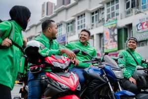 Bioelectric Mobility: Living Energy Transportation